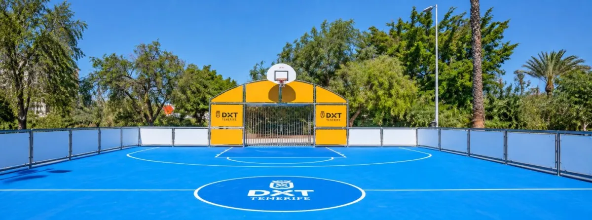 Golf Las Américas Multisport Court banner