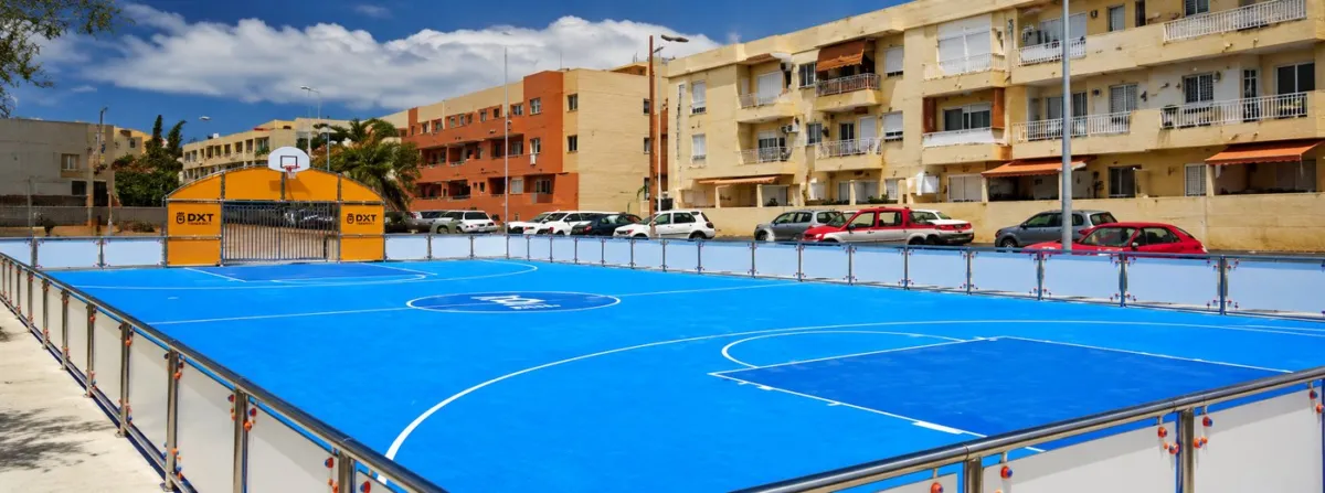 Villa Isabel / El Fraile Multisport Court banner